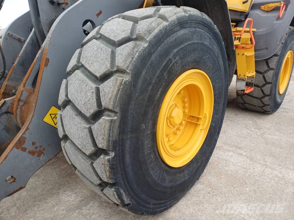 Volvo L 120 H Cargadoras sobre ruedas