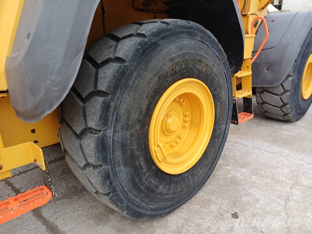 Volvo L 120 H Cargadoras sobre ruedas