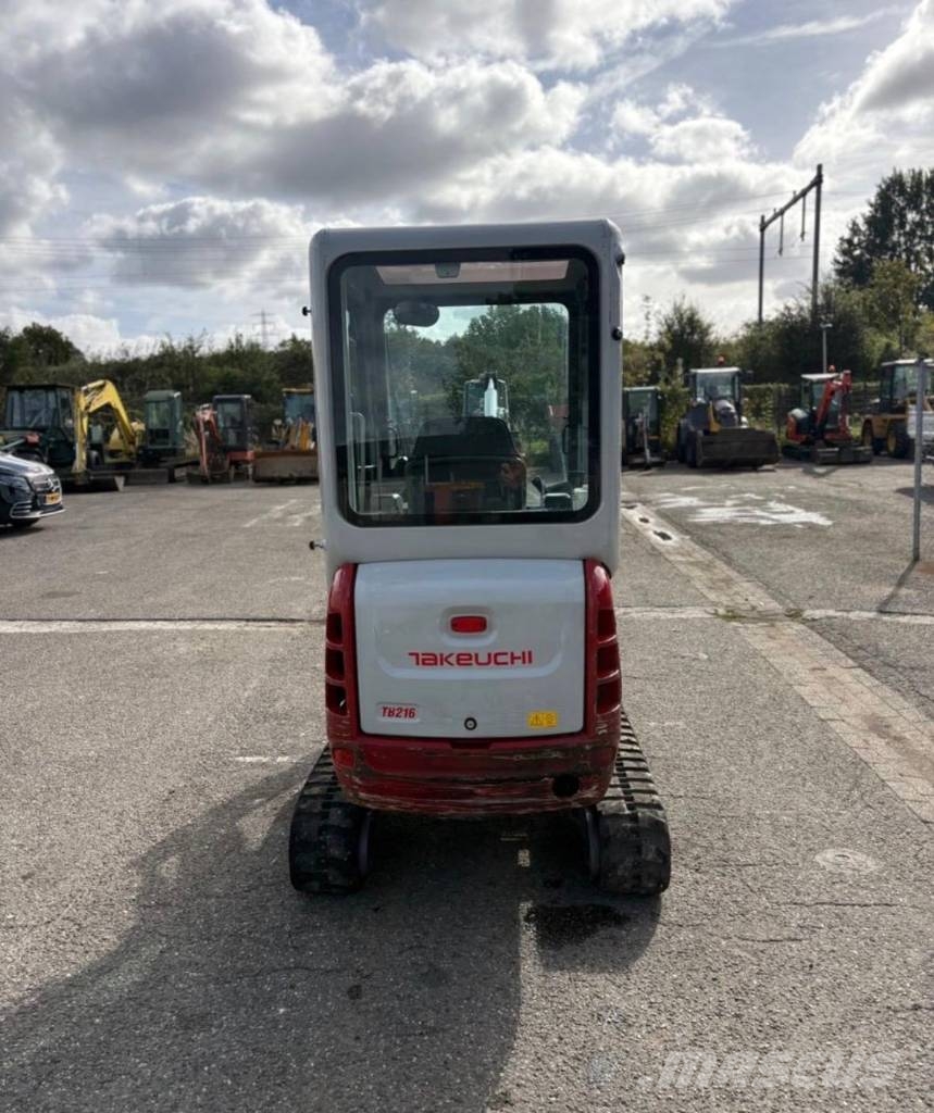 Takeuchi TB 216 Inclusief Hydraulische Bak Mini bagri <7t
