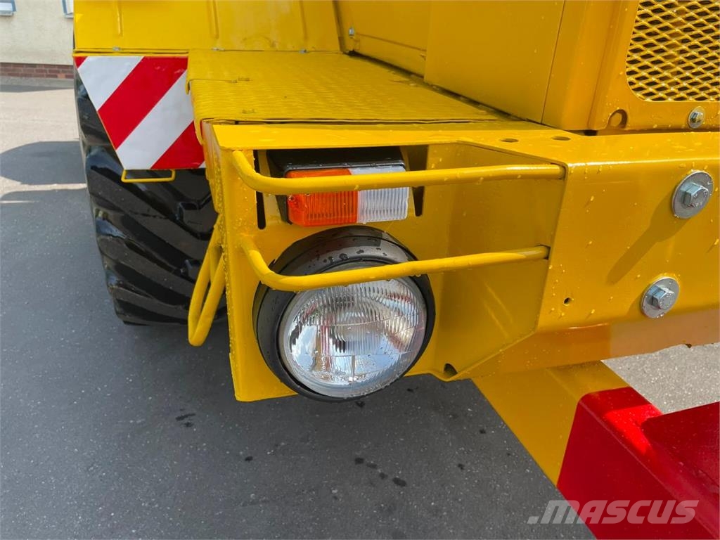 Kirovets K 701 V12 Traktori