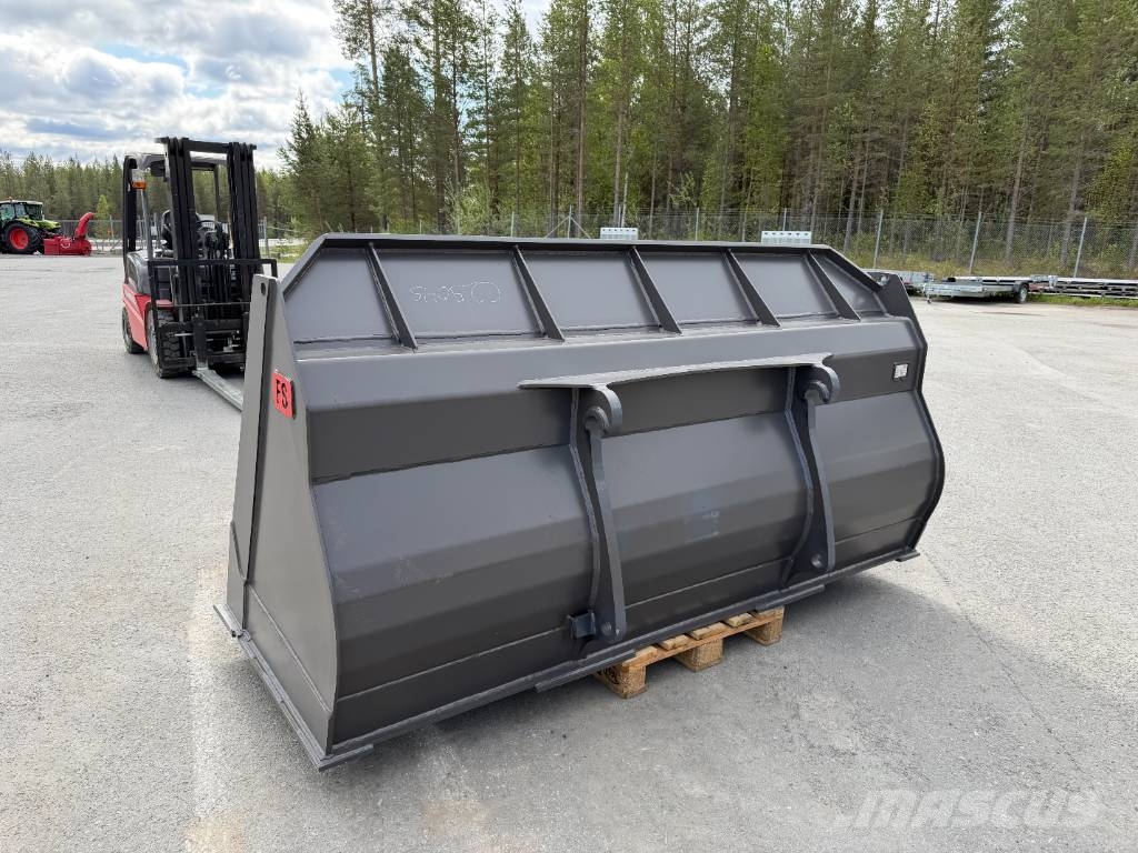 Volvo Ny 2,7m3 grusskopa HARDOX stora bm Kanalak