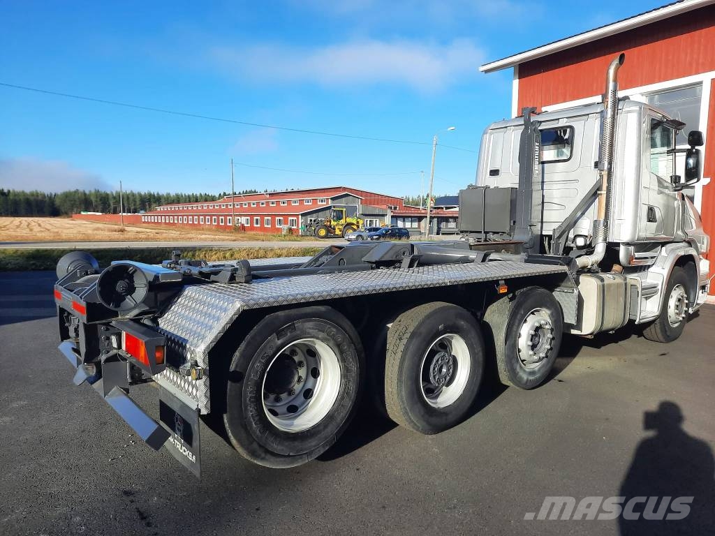 Scania T 124 شاحنات الرافعات الخطافية