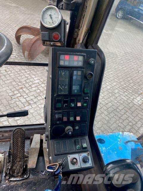 Fuchs MHL 320  ZSA, Polypgreifer (12005995) Bageri za prenos primarnih/sekundarnih sirovina