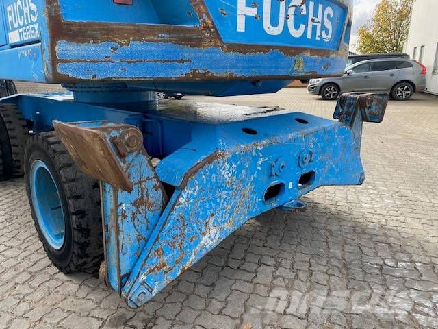 Fuchs MHL 320  ZSA, Polypgreifer (12005995) Bageri za prenos primarnih/sekundarnih sirovina