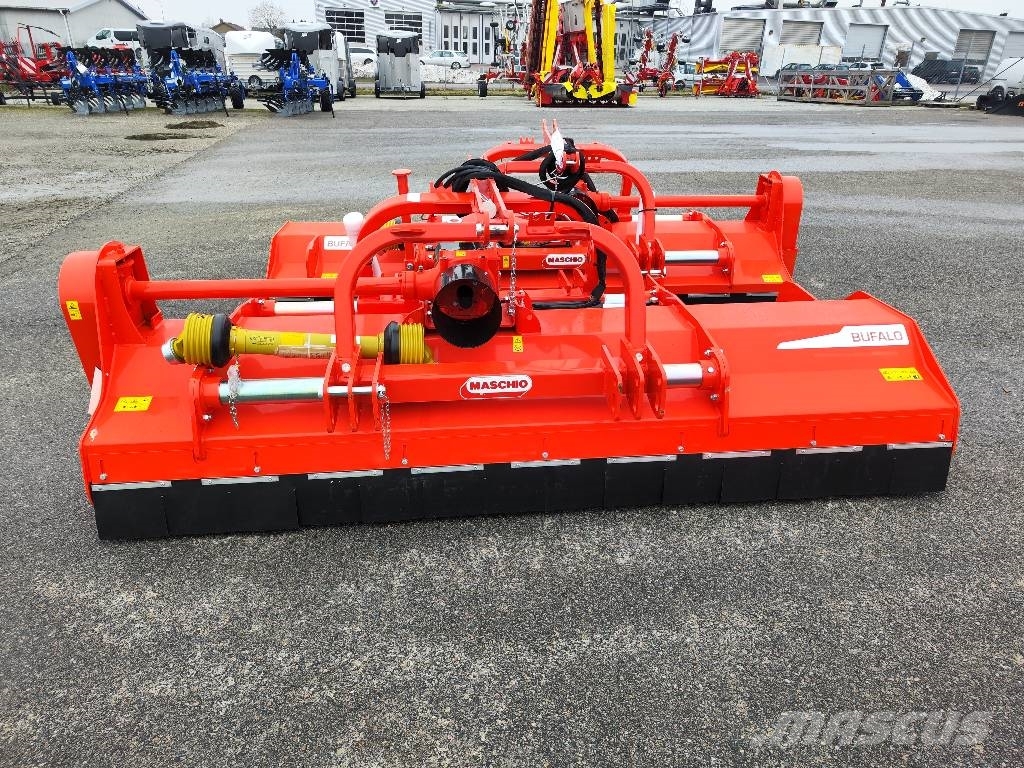 Maschio Bufalo 300 Karjamaade niidukid / pealselõikurid