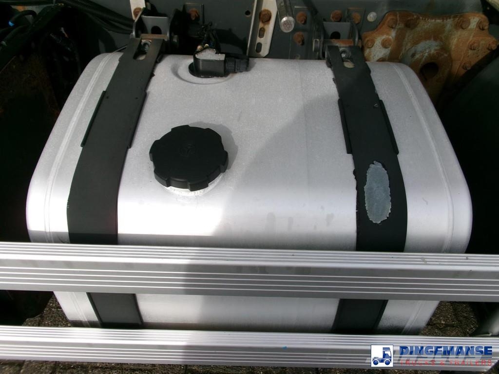 Volvo FE 280 4X2 fuel tank 13.6 m3 / 4 comp / ADR 07/07/ Camiões-cisterna