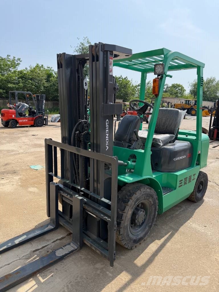 Mitsubishi FD 30 N Diesel forklifts
