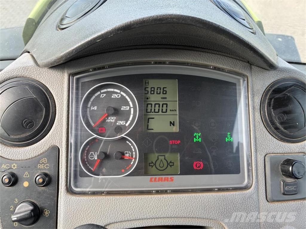 CLAAS Axion 840 CIS Tractoren