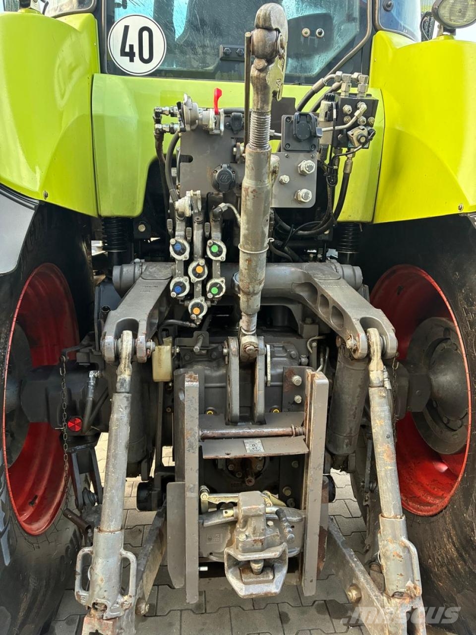 CLAAS Axion 840 CIS Tractoren