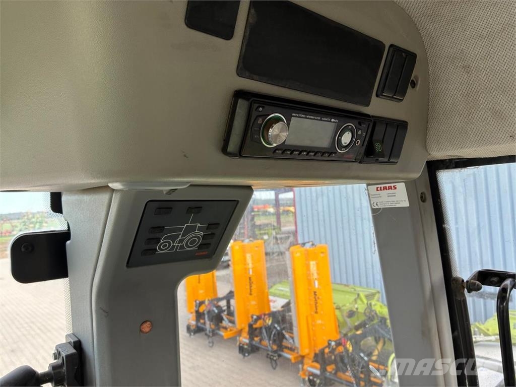 CLAAS Axion 840 CIS Tractoren