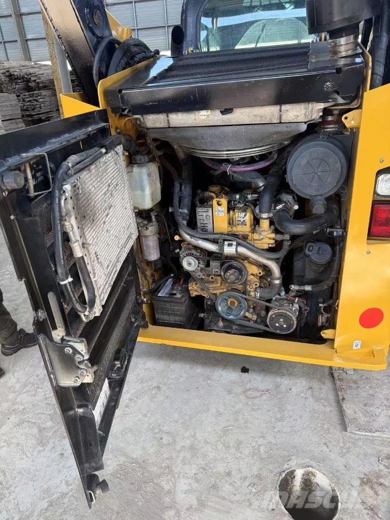 CAT 262 D Φορτωτάκια