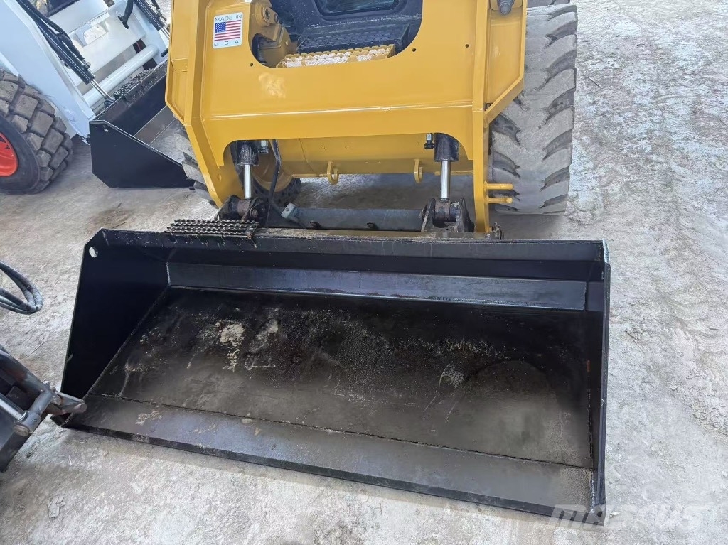 CAT 262 D Φορτωτάκια