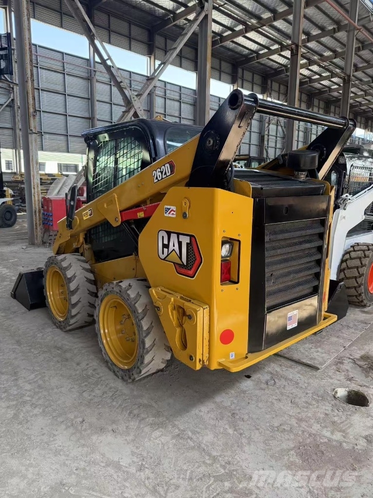 CAT 262 D Φορτωτάκια
