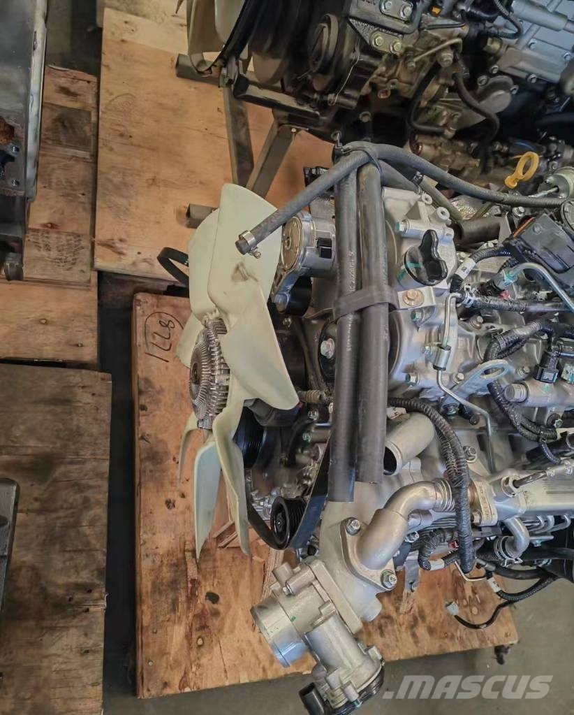 Yuchai YCY24140-60 Diesel Engine for Construction Machine 엔진