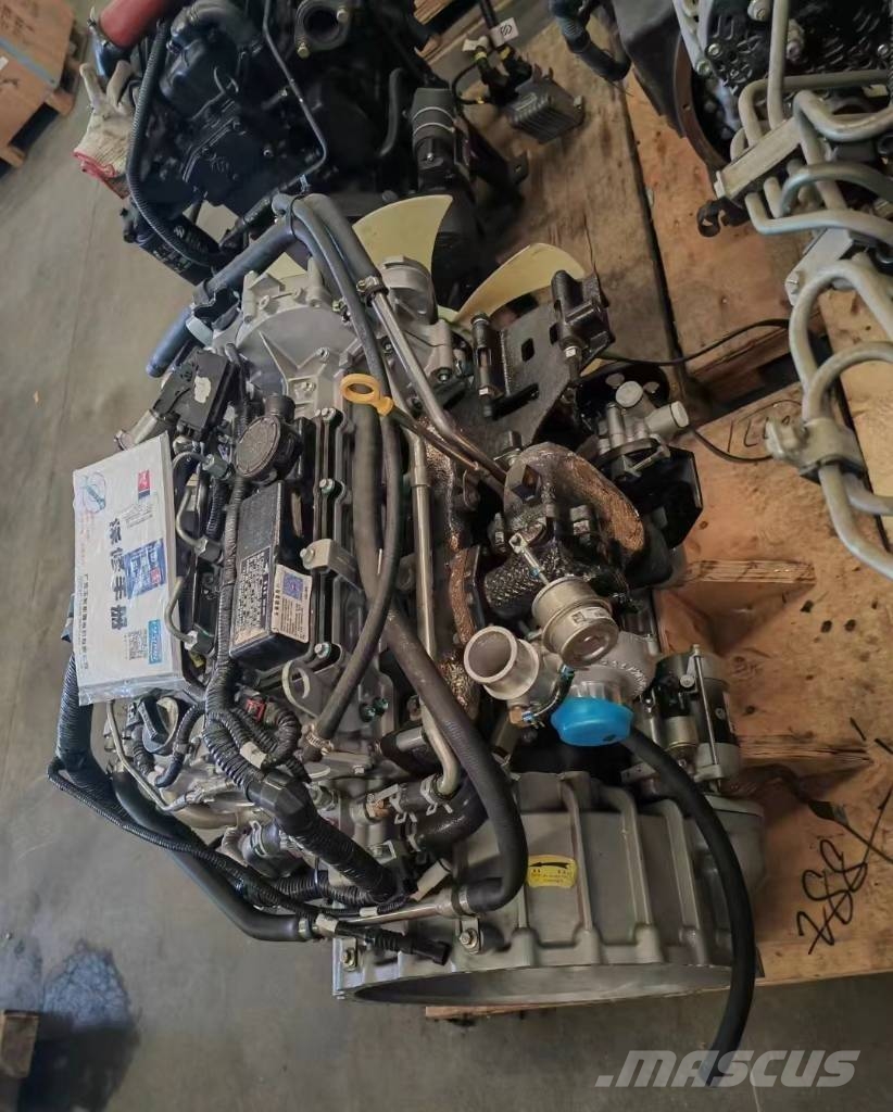 Yuchai YCY24140-60 Diesel Engine for Construction Machine 엔진