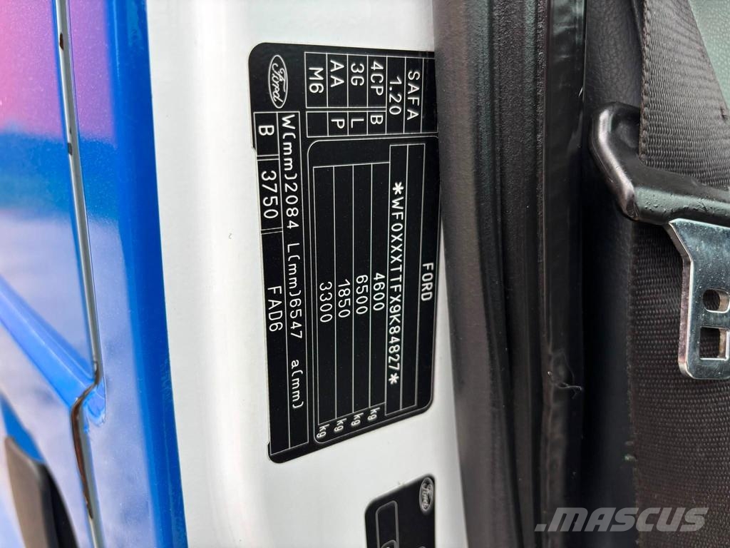 Ford Transit Vehículos de caha cerrada