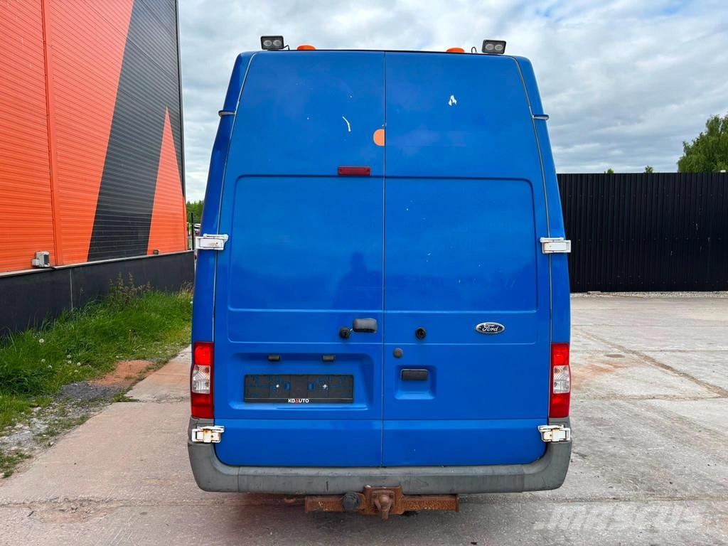 Ford Transit Цельнометаллический фургоны