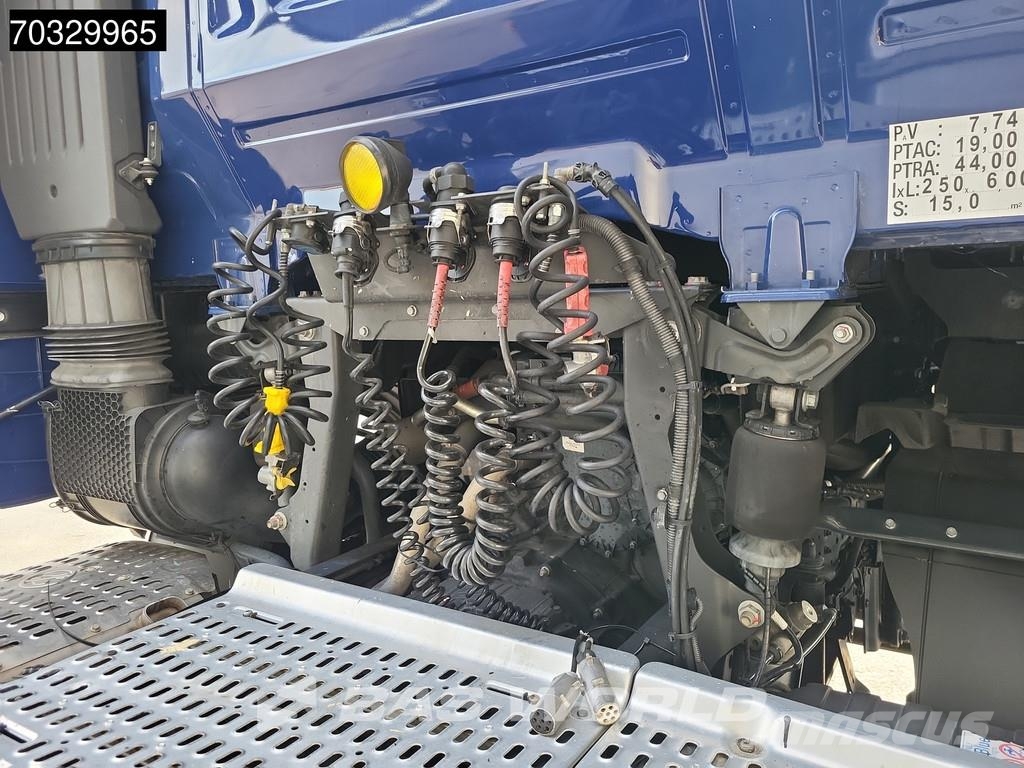 Iveco S-Way 480 4X2 Retarder ACC Naudoti vilkikai