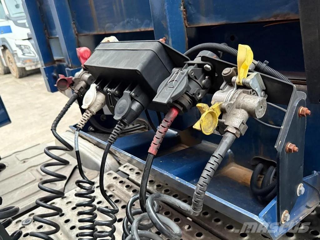 Lecitrailer 3E20 3 AXLE - SAF - DISC BRAKES Poluprikolice sa otvorenim sandukom