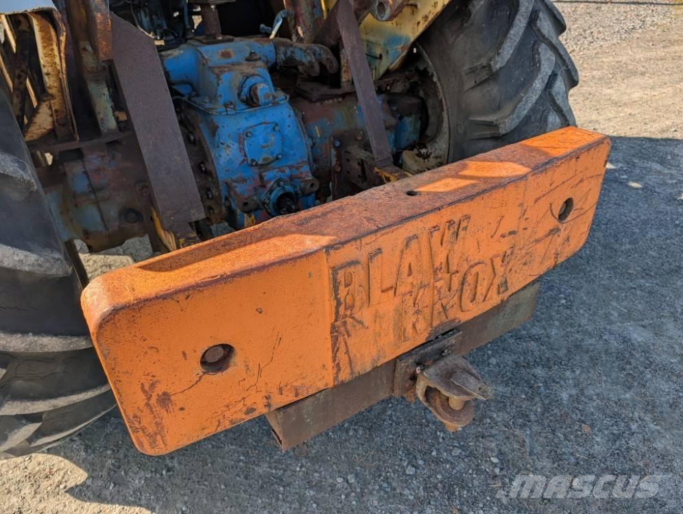 Ford County Super Four 754 Traktoren