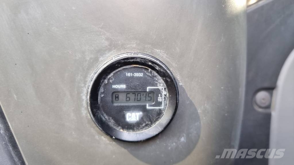 CAT 320 D Vikšriniai ekskavatoriai
