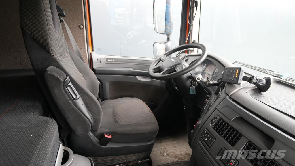 DAF XF 440 mega tractor unit Tractores (camiões)