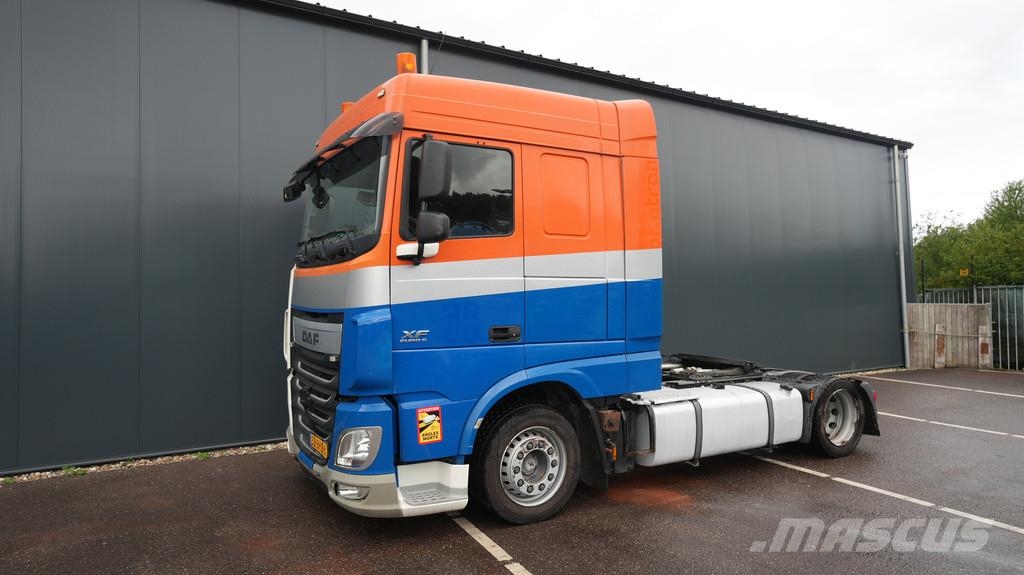 DAF XF 440 mega tractor unit Tractores (camiões)