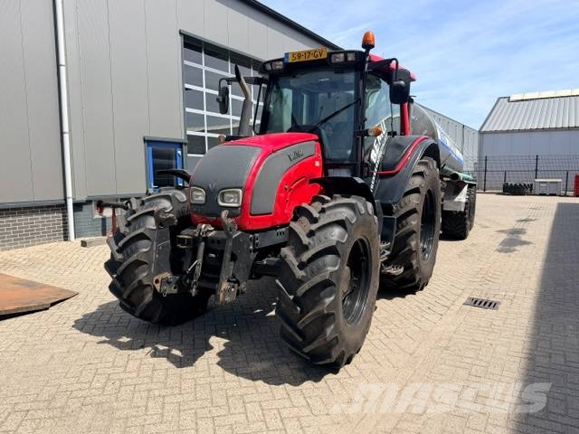 Valtra N121 Hitech, 50 KM, Geveerd, Fronthef Tractores