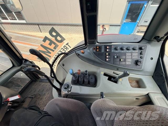 Valtra N121 Hitech, 50 KM, Geveerd, Fronthef Tractores