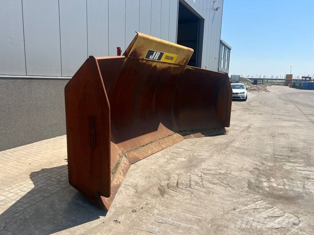 CAT D8 blade by JONQUET Planierschilder/Scharen