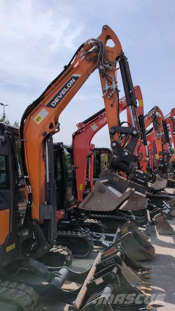 Develon Kurzheckbagger DX 35 Z-7 Excavadoras sobre orugas