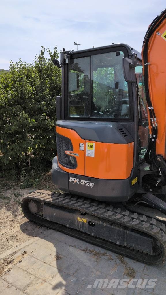 Develon Kurzheckbagger DX 35 Z-7 Excavadoras sobre orugas