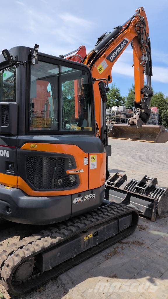 Develon Kurzheckbagger DX 35 Z-7 Excavadoras sobre orugas