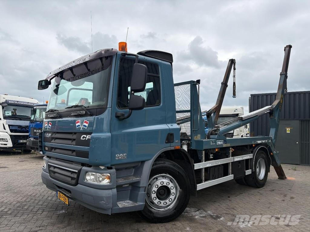 DAF CF 75,250 + HYVA PORTAL ARM SYSTEM + EURO 5 + MANU Camiones portacubetas