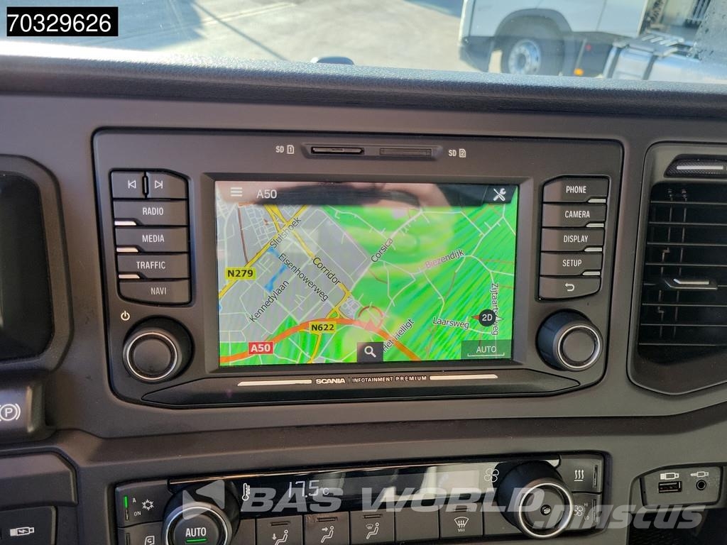 Scania P360 P 4X2 Daycab Navi وحدات الجر