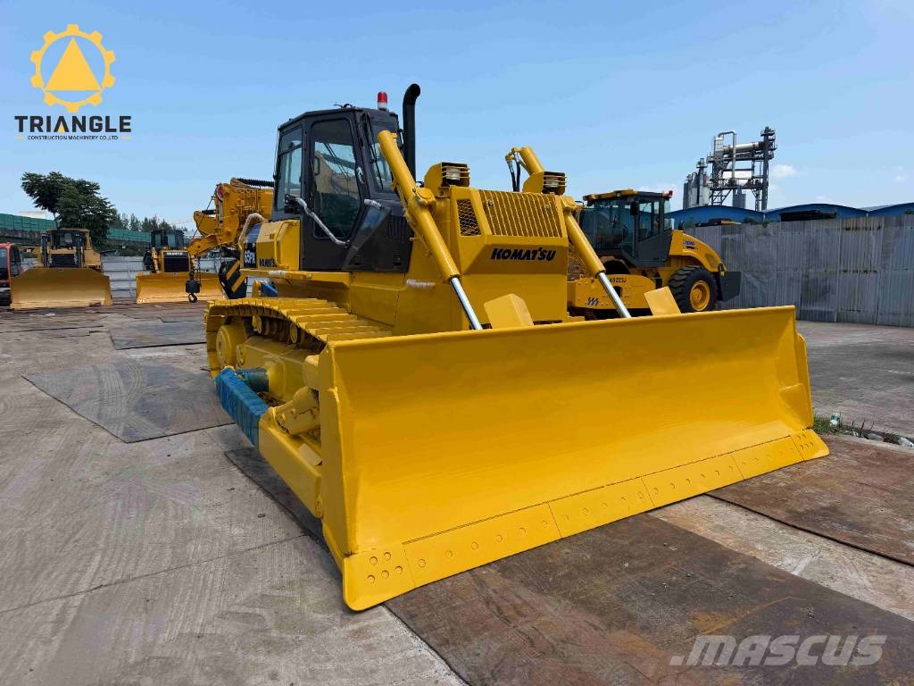 Komatsu D 65 PX Kāpurķēžu buldozeri