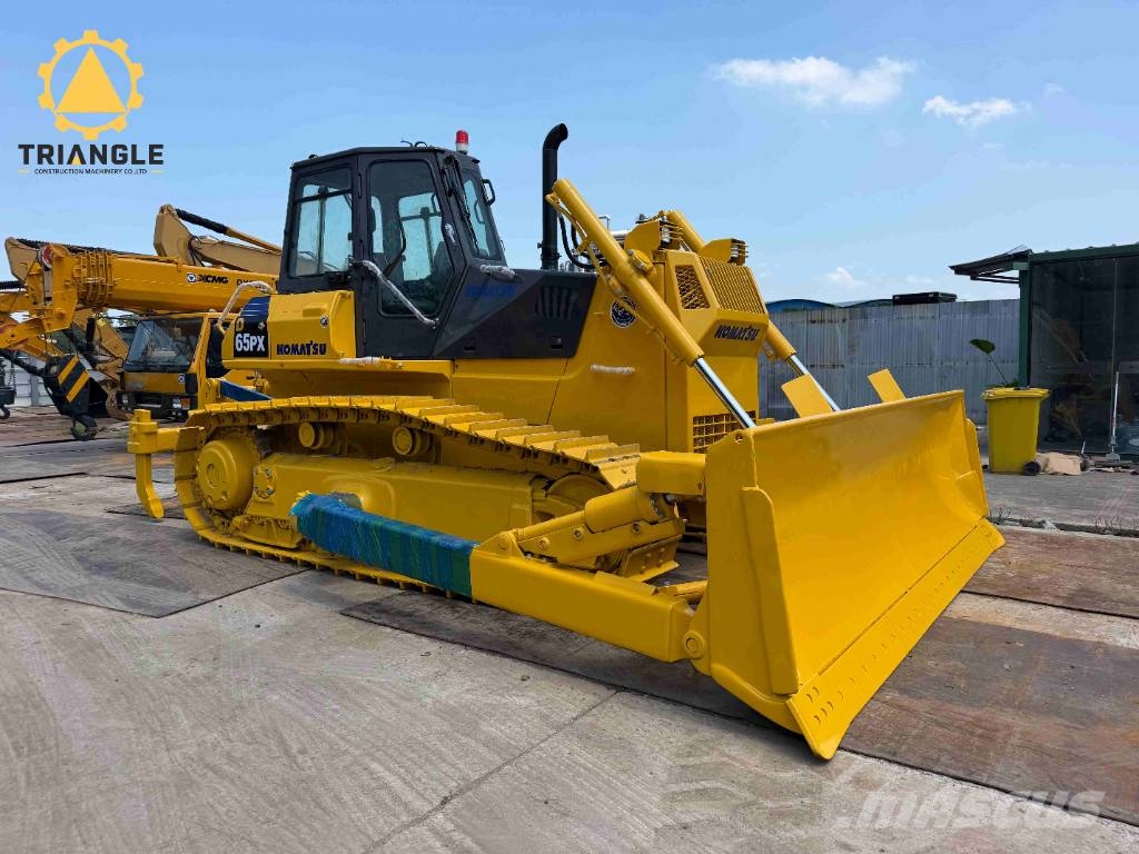 Komatsu D 65 PX Kāpurķēžu buldozeri