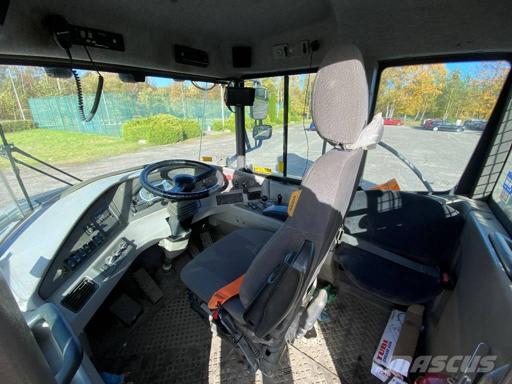 Volvo A 30 F 연결식 홀러
