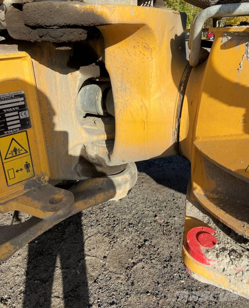 Volvo A 30 F 연결식 홀러