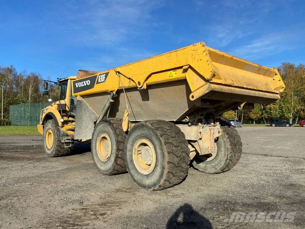 Volvo A 30 F 연결식 홀러