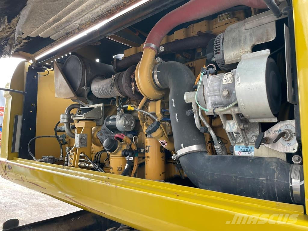 CAT M322D Excavadoras de ruedas