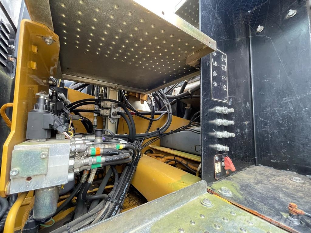 CAT M322D Excavadoras de ruedas