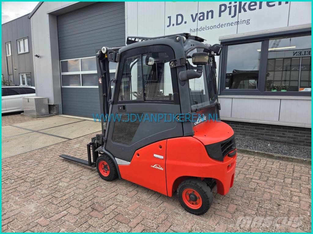 Linde H18D-01 diesel triplex4.6m+shift+4xhydraulic+cabin Chariots diesel