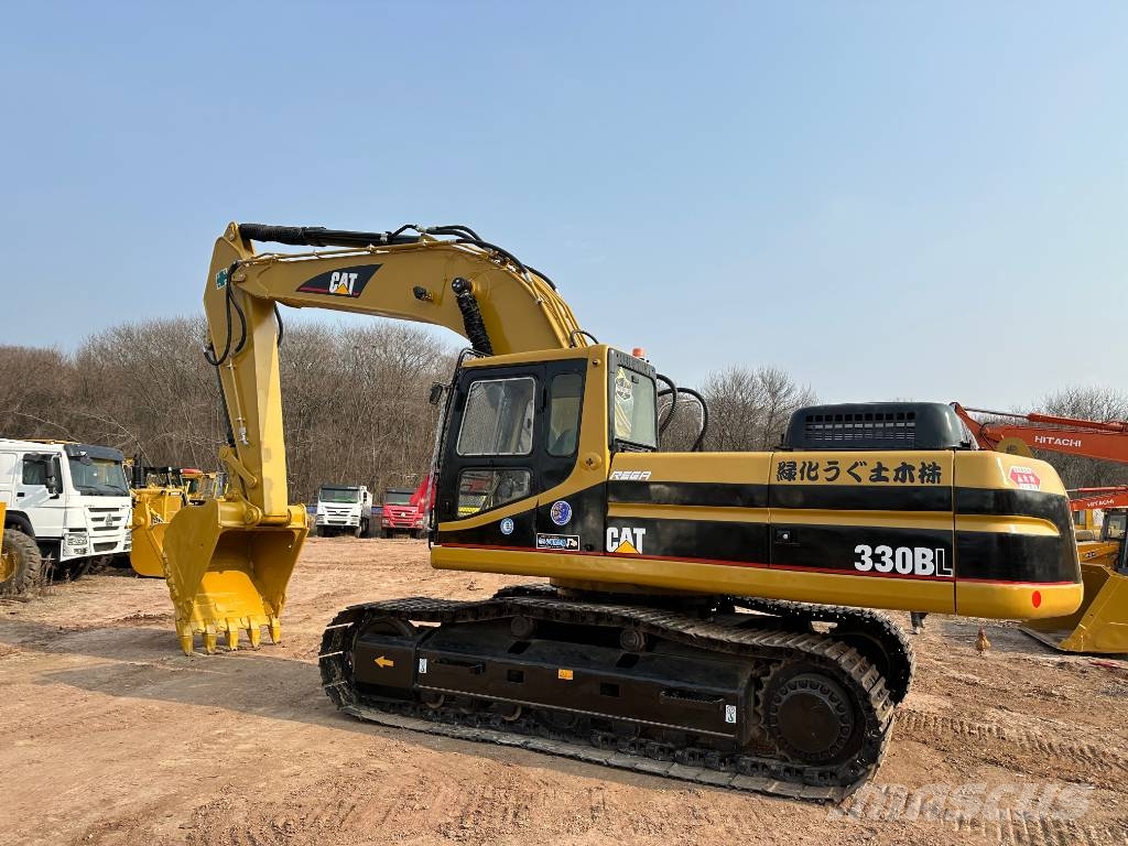 CAT 330B Beltegraver