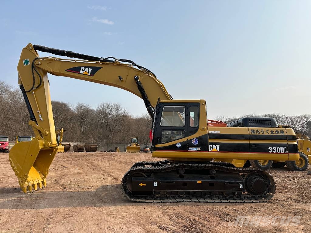 CAT 330B Beltegraver