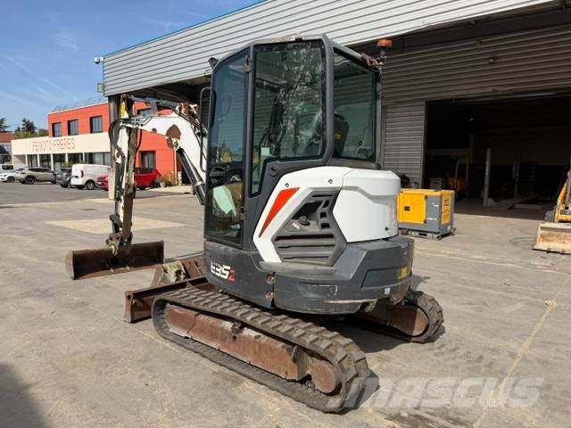 Bobcat E 35 Mini kotrók < 7t