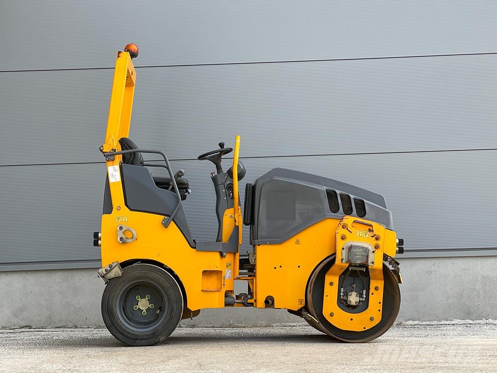 Hamm HD 12 VT Kombinované válce