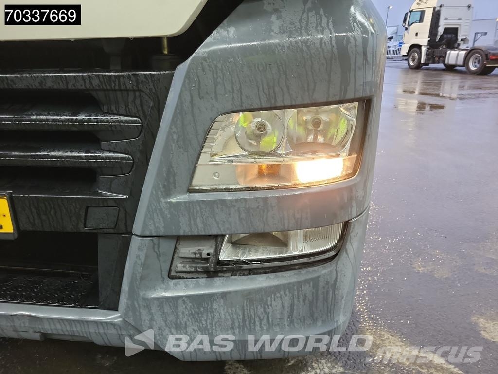 MAN TGX 18.460 4X2 XXL NL-Truck 2x Tanks Trekkers
