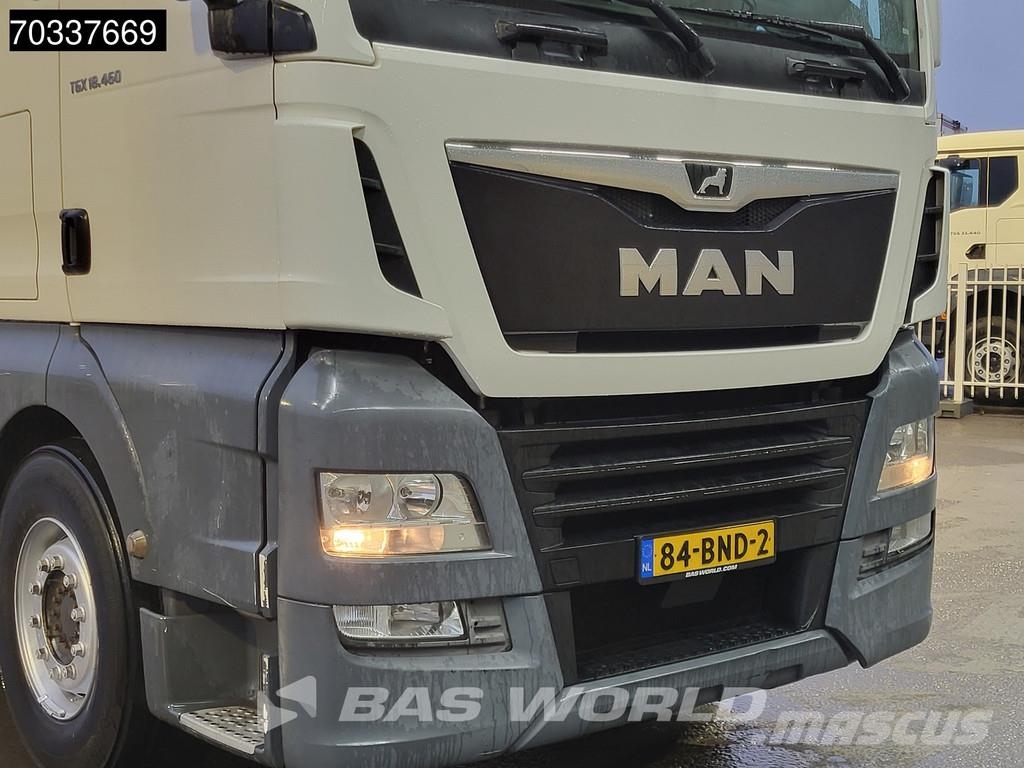 MAN TGX 18.460 4X2 XXL NL-Truck 2x Tanks Trekkers