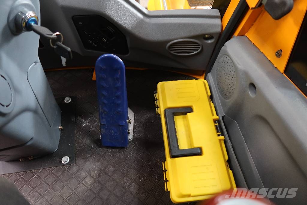 GAFFELTRUCK TERRÆNGÅENDE Vanterenski viljuškar